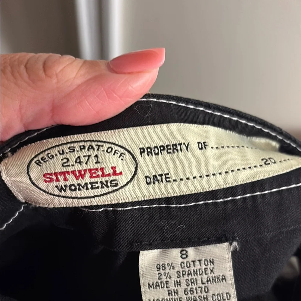 Chic Black A-Line Skirt with Full Silhouette - Picture 5 of 9